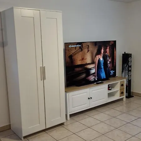 Chris Apartment