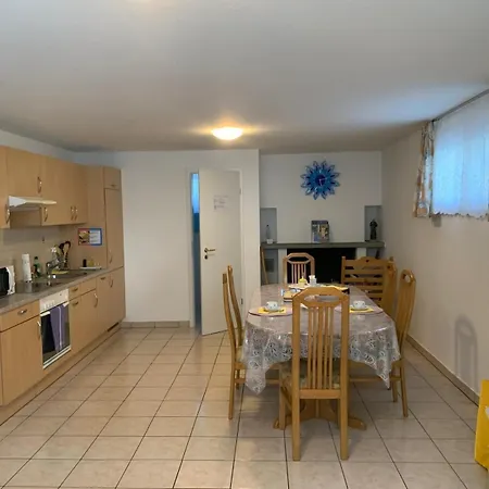Apartment Chris Cadenazzo